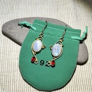 Elegant .925 Silver, Moonstone and Garnet Earrings